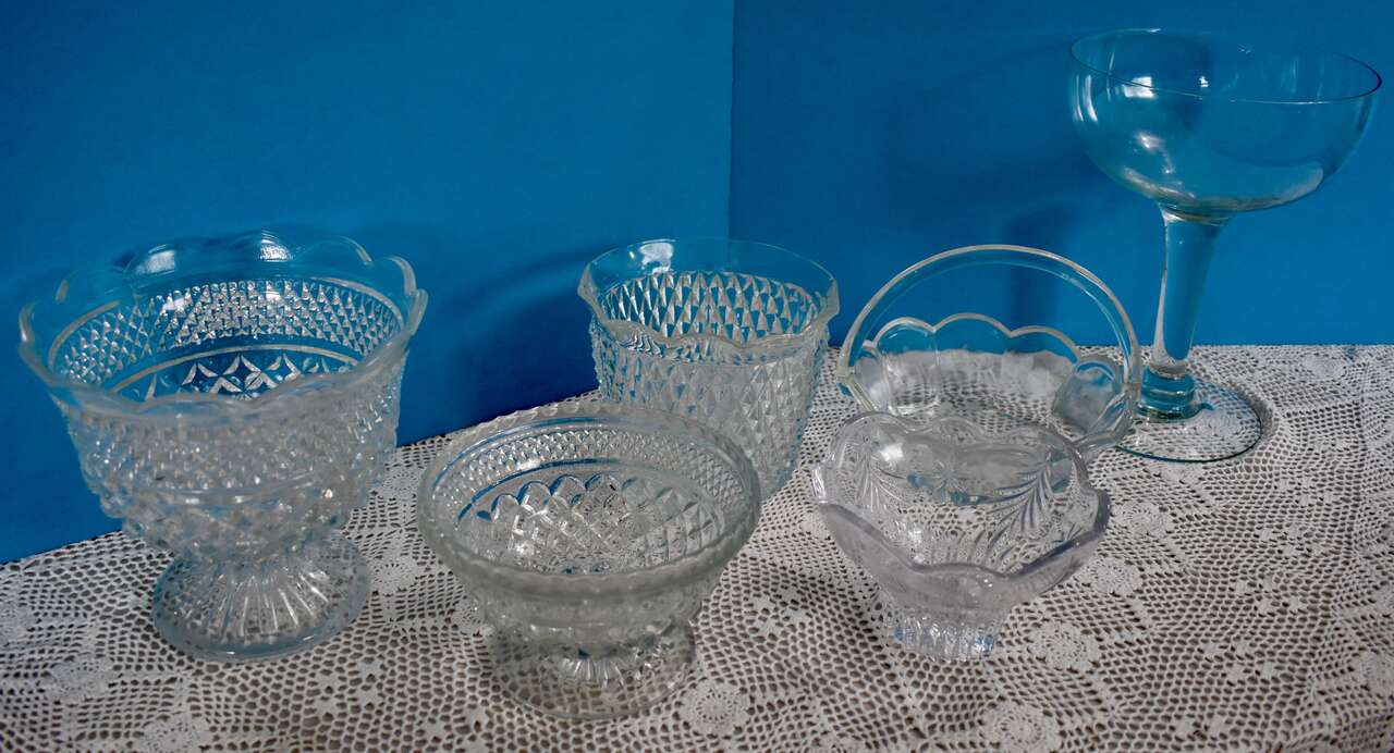 Several Really Beautiful Antique / Vintage Crystal Clear Glass Candy / Fruit / Trifle Dish / Bowls