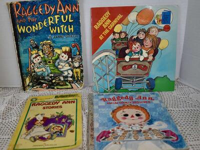 Four ( 4 ) Separate Older Collectible Vintage Raggedy Ann Books- Two Of Them Are By Johnny Gruelle