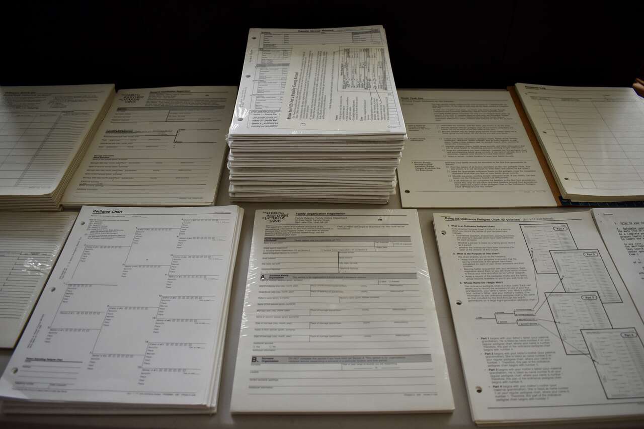 Several Vintage Genealogy Packets Sheets Of Paper That Measure 11 Inches X 8 1/2 inches For The Regular Sized Books