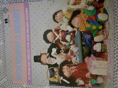 HOLIDAYS OF THE HEART Doll Clothes and Doll Body Pattern -22 Teeter Tots Dressed For Your Favorite Holidays