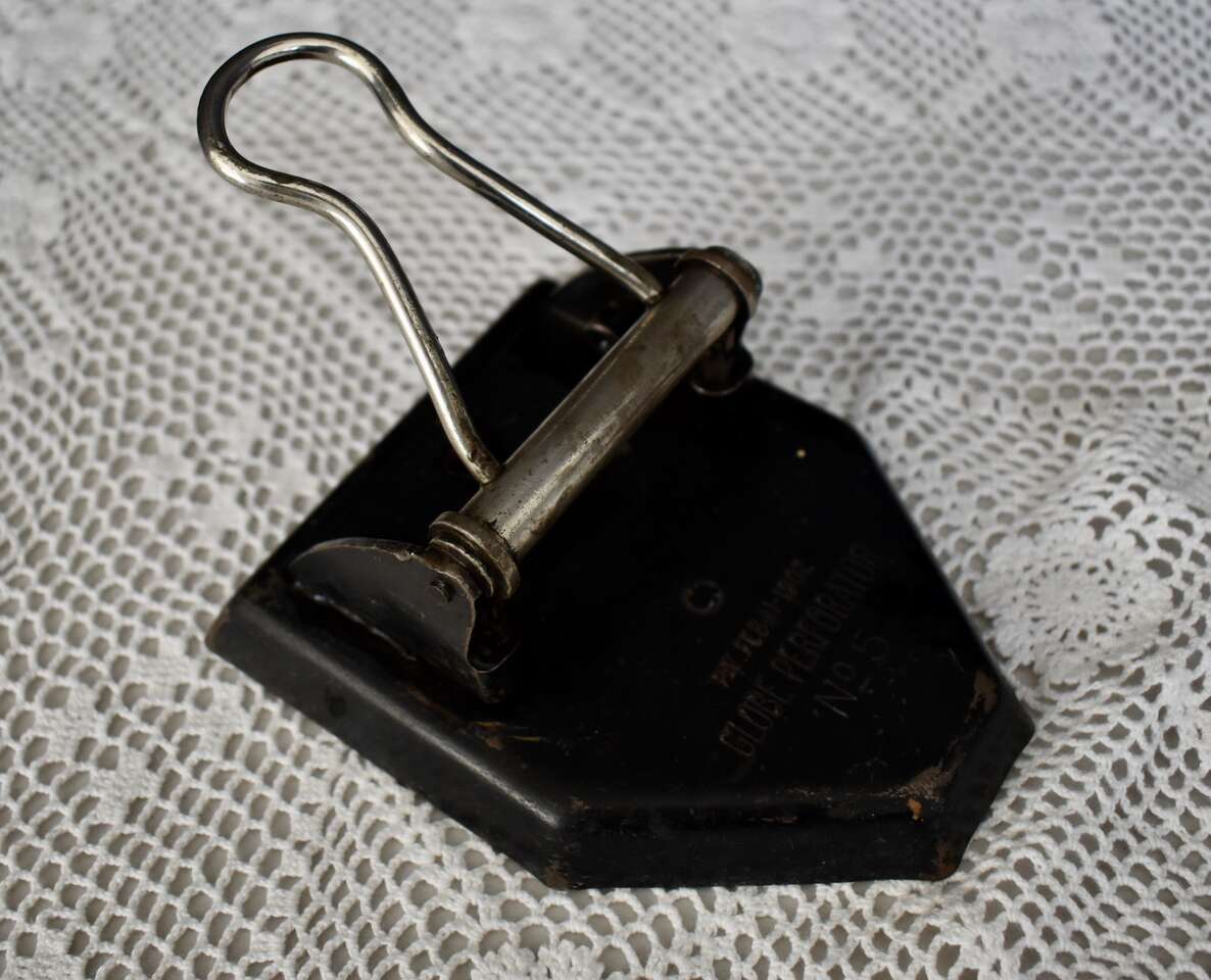 HEAVY METAL ANTIQUE GLOBE PERFORATOR ( 2 HOLE PAPER HOLE CUTTER ) PAT FEB.11 1902