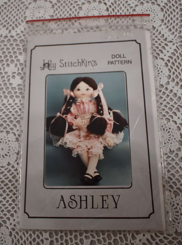 VERY BEAUTIFUL 29 INCHES TALL ASHLEY DOLL PATTERN BY JOLLY STICHKINS