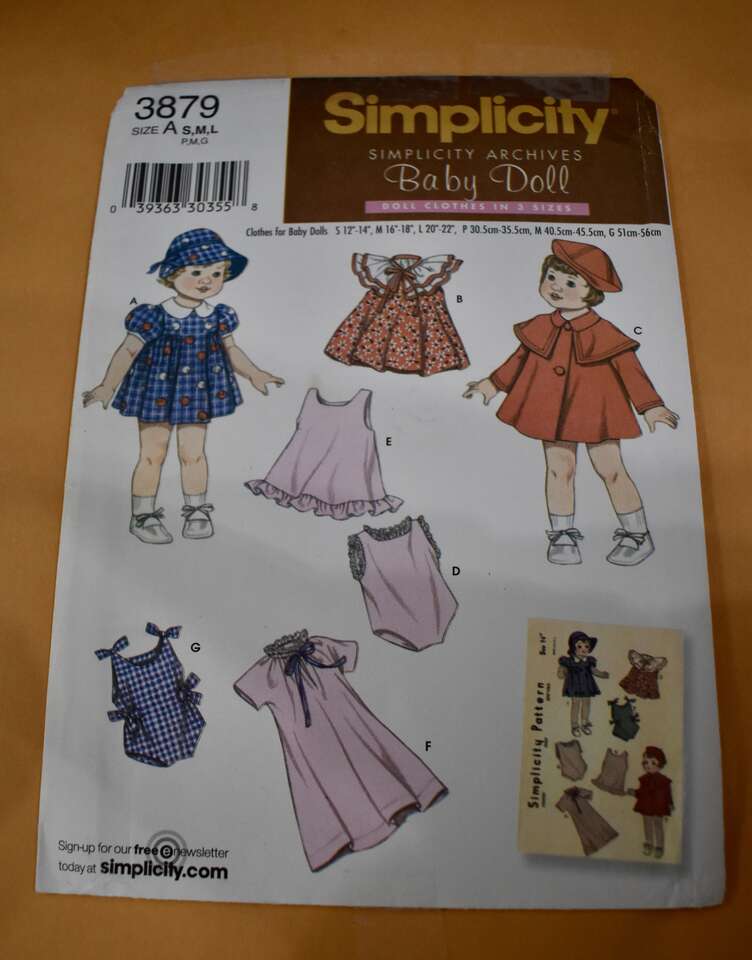 SIMPLICITY ARCHIVES BABY DOLL PATTERN FOR DOLL CLOTHES IN THREE ( 3 ) SIZES