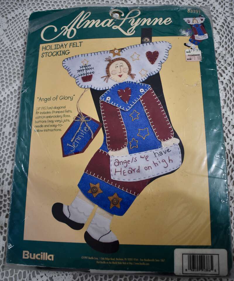 18 INCH CHRISTMAS HOLIDAY FELT STOCKING KIT- ANGEL OF GLORY BY ALMA LYNN & BUCILLA WITH INSTRUCTIONS