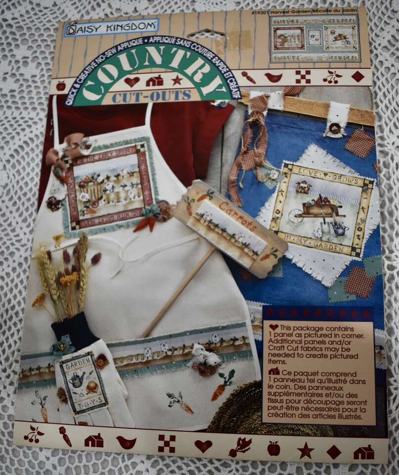 DAISY KINGDOM QUICK AND CREATIVE FABRIC PANEL- NO SEW APPLIQUE COUNTRY HARVEST GARDEN THEMED CUT OUTS