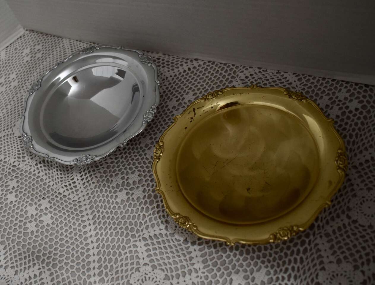 Two Separate Antique / Vintage Contempo Brass Gold Colored And Also A Silver Color Candy / Trinket Dishes
