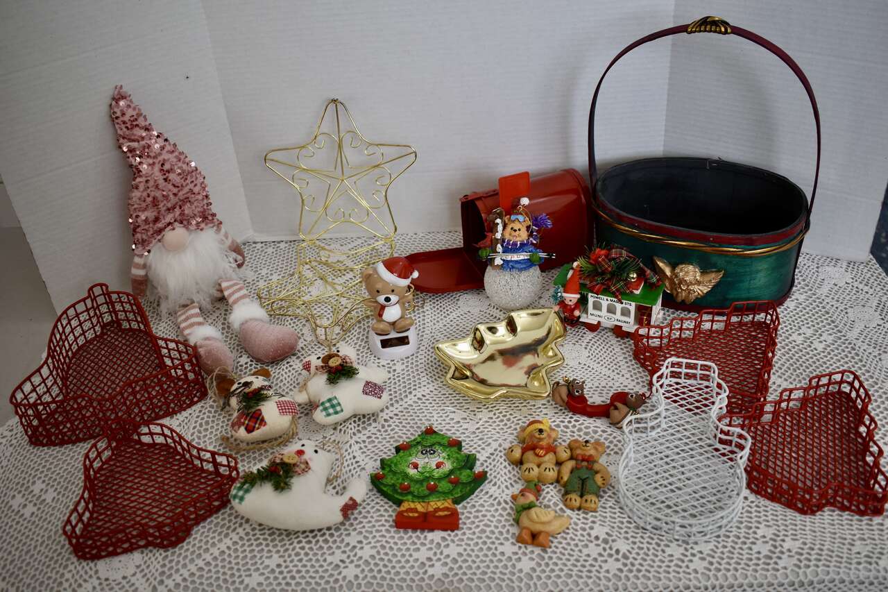 Lot Of Several Assorted Christmas Items At A Really Great Price W/ Christmas Tree Ornaments, Treat Baskets, A Gnome And More...