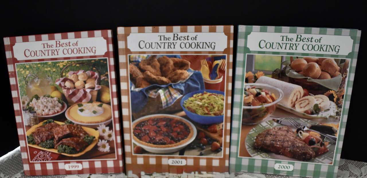 SET OF 3 REALLY GREAT COOK BOOKS- THE BEST OF COUNTRY COOKING-1999, 2000, 2001-ALL HARDBACKS