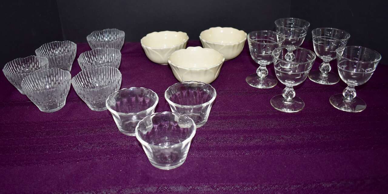 Several Assorted Glass Ice Cream / Sherbet / Desert Bowls / Dishes For Only $1.00 Each