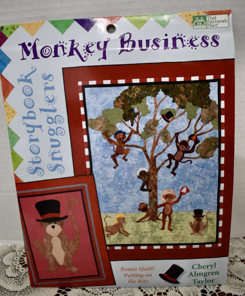 REALLY FUN Monkey Business And Putting ON The Ritz Quilt Pattens Packet For Making 2 Sizes of Quilts