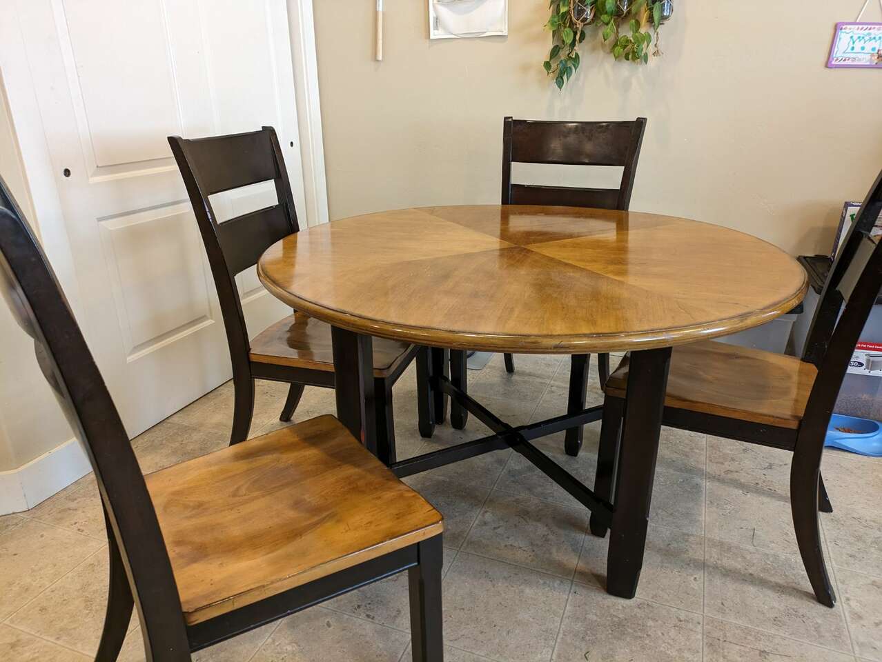 Free Table & Chairs Used Furniture