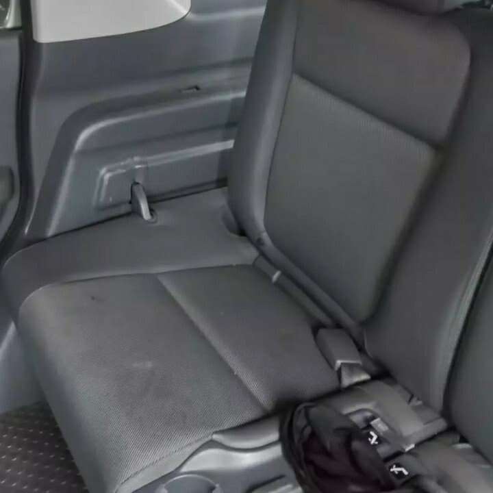 Honda Element 2005 rear seats--