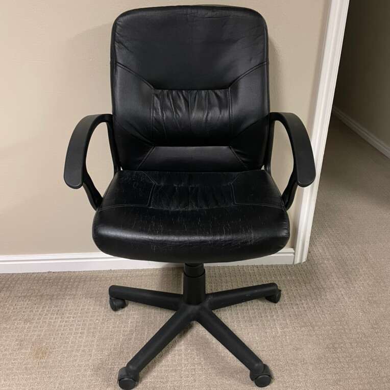 Leather Desk Chair - Black