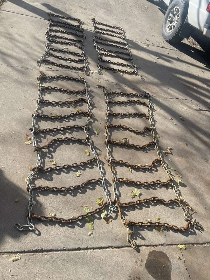 SkId Steer Tire Chains.