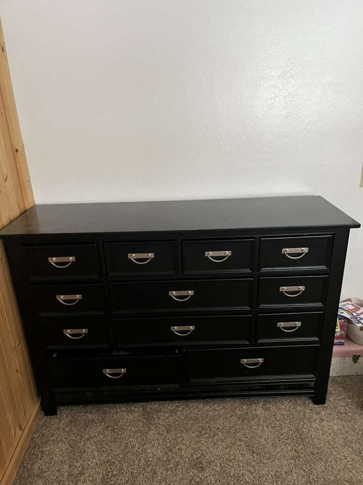 Dresser Furniture