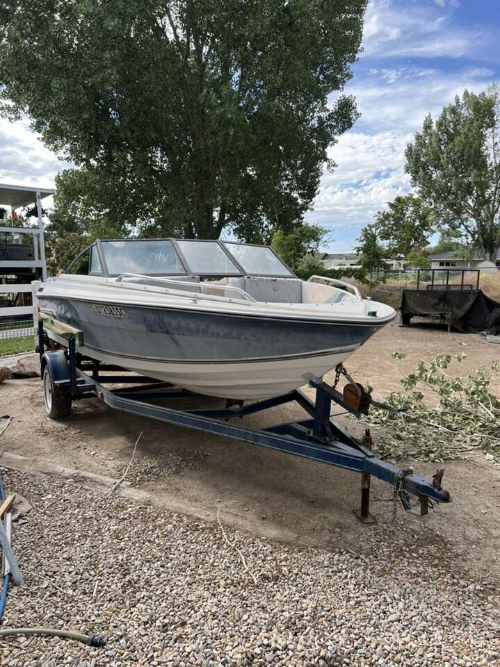 1985 Galaxy 171/2 Ft. Open Bow Fish\ Ski Boat