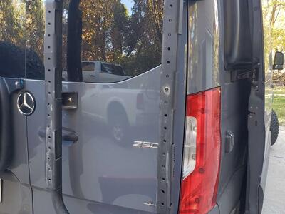 Owl B2 rack for sprinter van