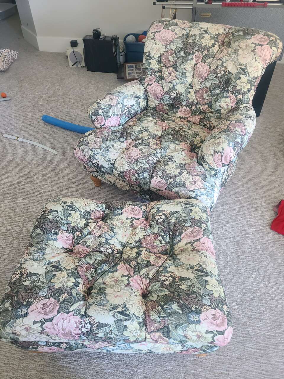 Floral Accent Chair and Ottoman Furniture