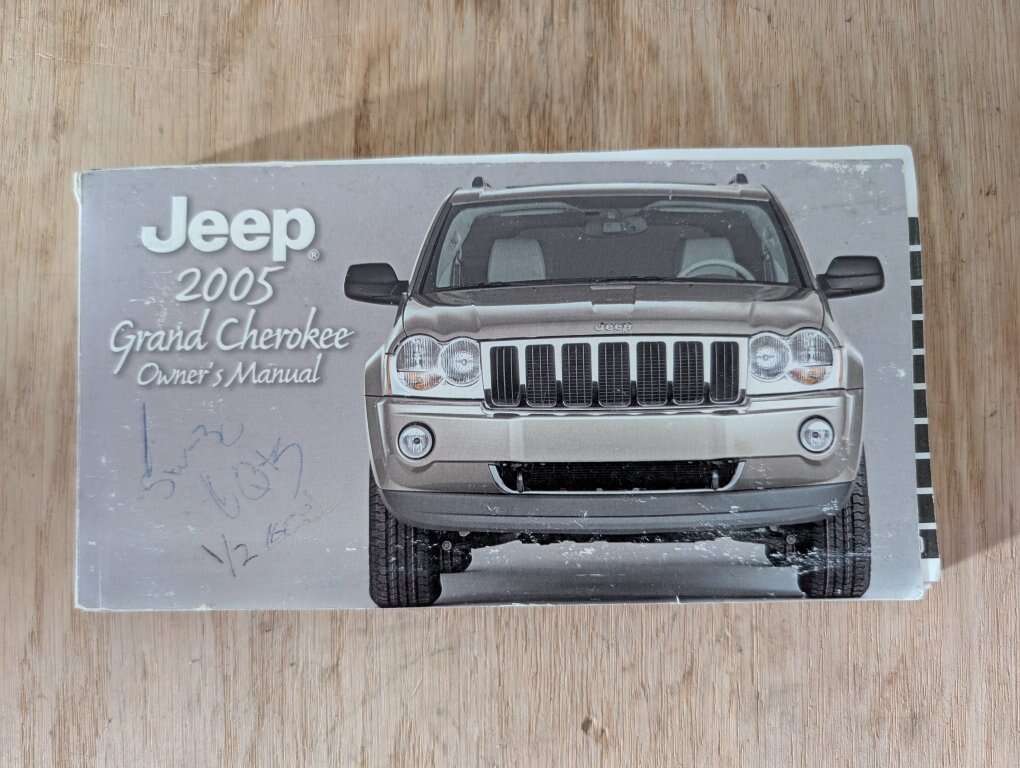 2005 Jeep Grand Cherokee owners manual