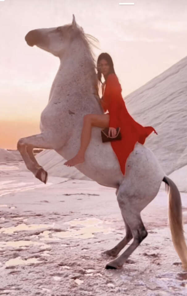 New w. Tags Red elegant midi dress size 10