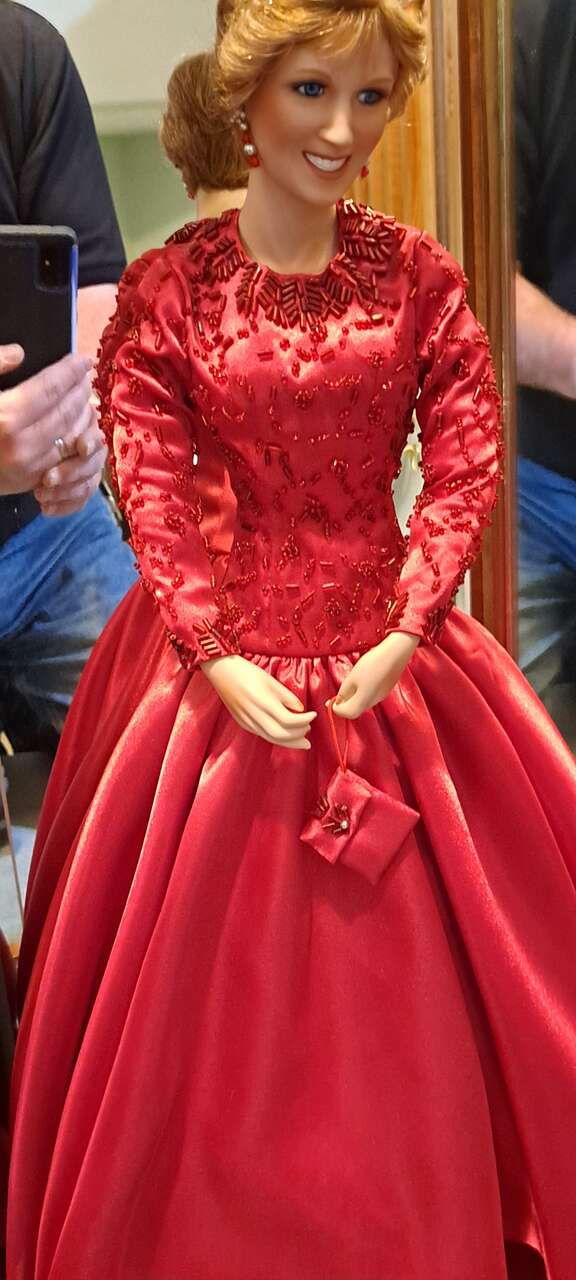 Princess Diana Collectable Porcelain Dolls