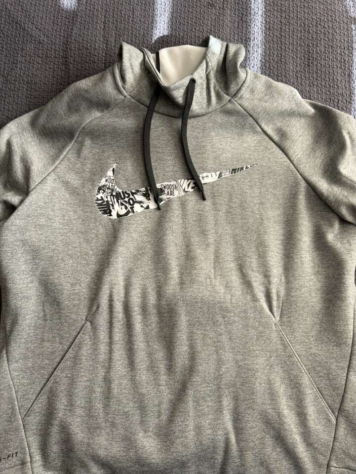 New Nike Hoodie XL