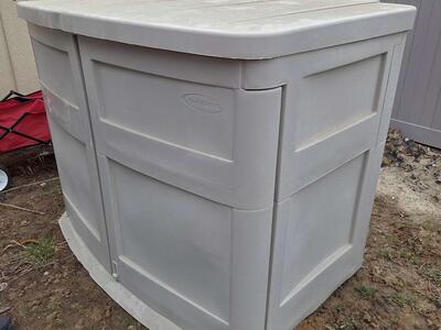 Extra large Suncast Horizontal Utility Shed great for outdoor equipment, garden, toys