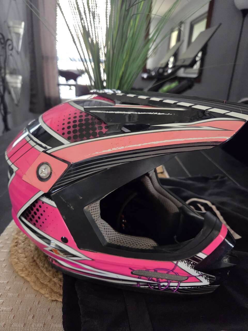 Pink Fulmer helmet size adult small
