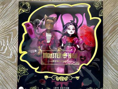 Monster High Howliday Love Edition