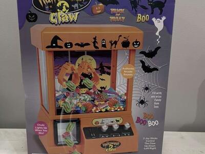 Halloween Claw Arcade Game