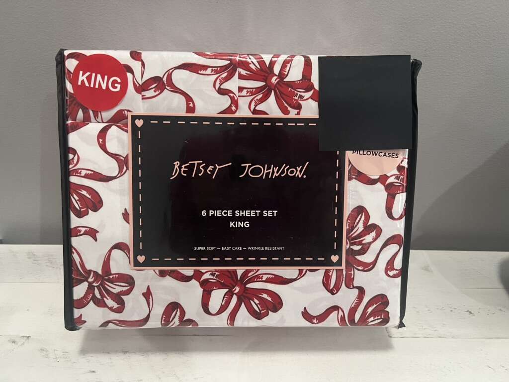 Christmas Betsey Johnson King Sheets 6 Piece
