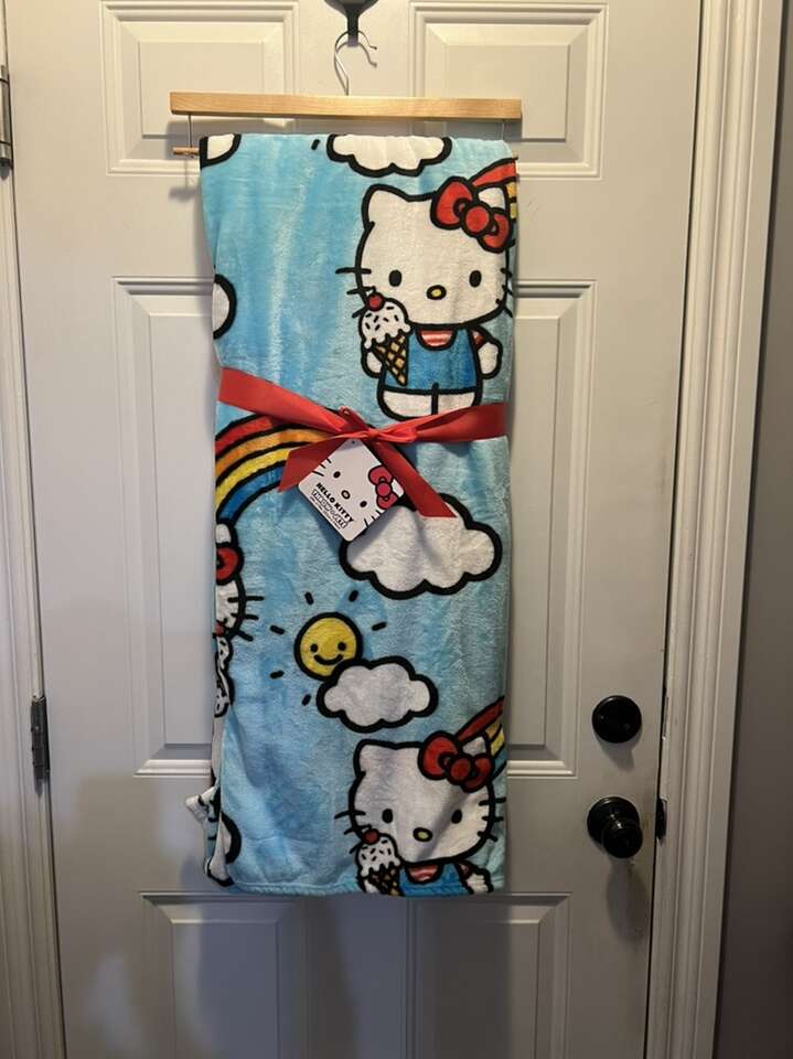 Hello Kitty Throw Blanket