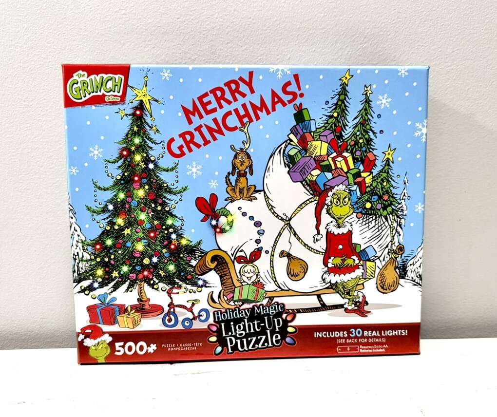 The Grinch Holiday Magic Light-Up Puzzle