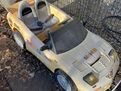 Safety 1st Yellow Corvette Ride On