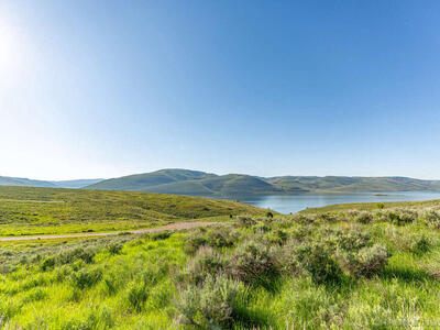 Spectacular Lake, Mountain, and Valley View Cabin Lot in Aspen Cove