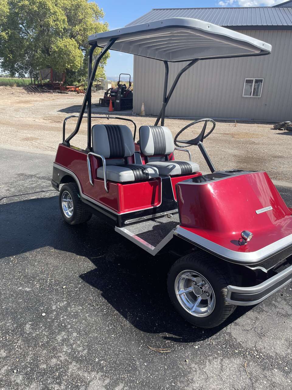 Golf cart