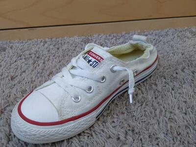Converse Chuck Taylor All Star Size 1.5 Sneakers