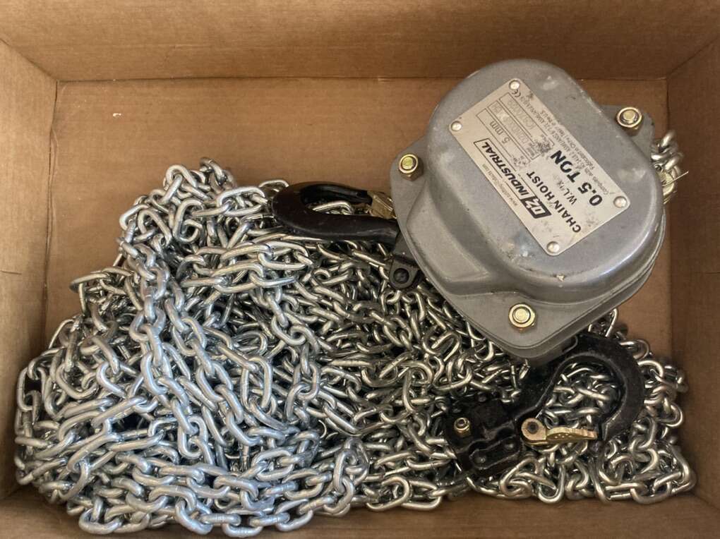 OZ 0.5 Ton Hoist 30 Ft