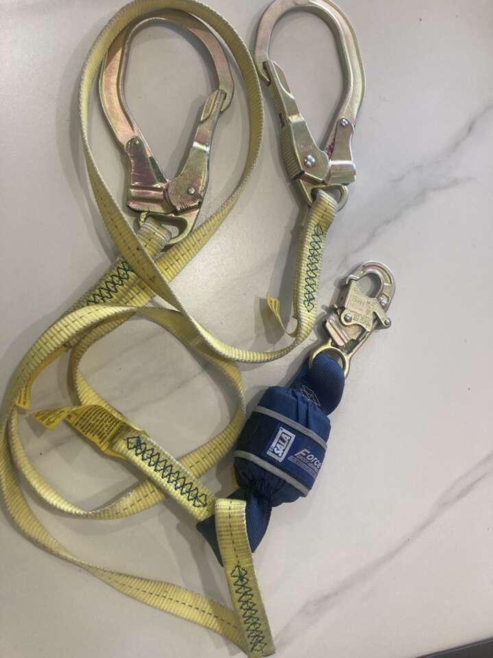 3M™ DBI-SALA® Force2™ 100% Tie-Off Shock Absorbing Lanyard 1246159, Yellow, 6 ft. (1.8m)