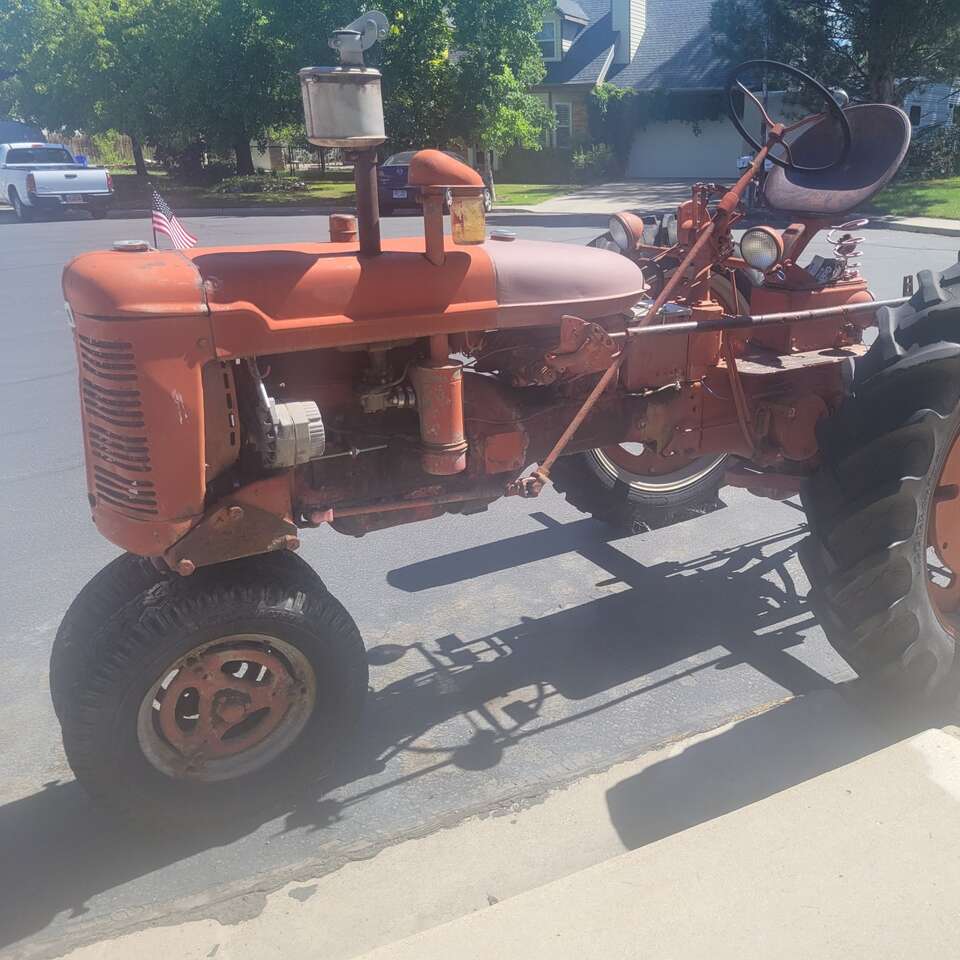 IH Farmall C, vintage tractor