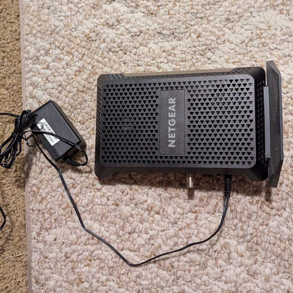 Netgear CM1000V2 cable modem