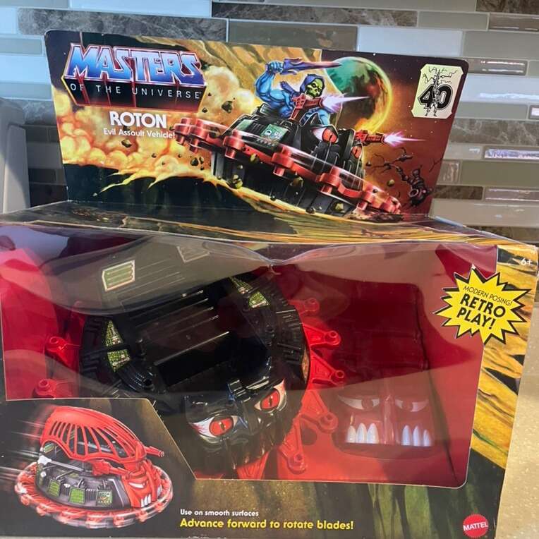 Spinning Villain Car With Clicking Sound