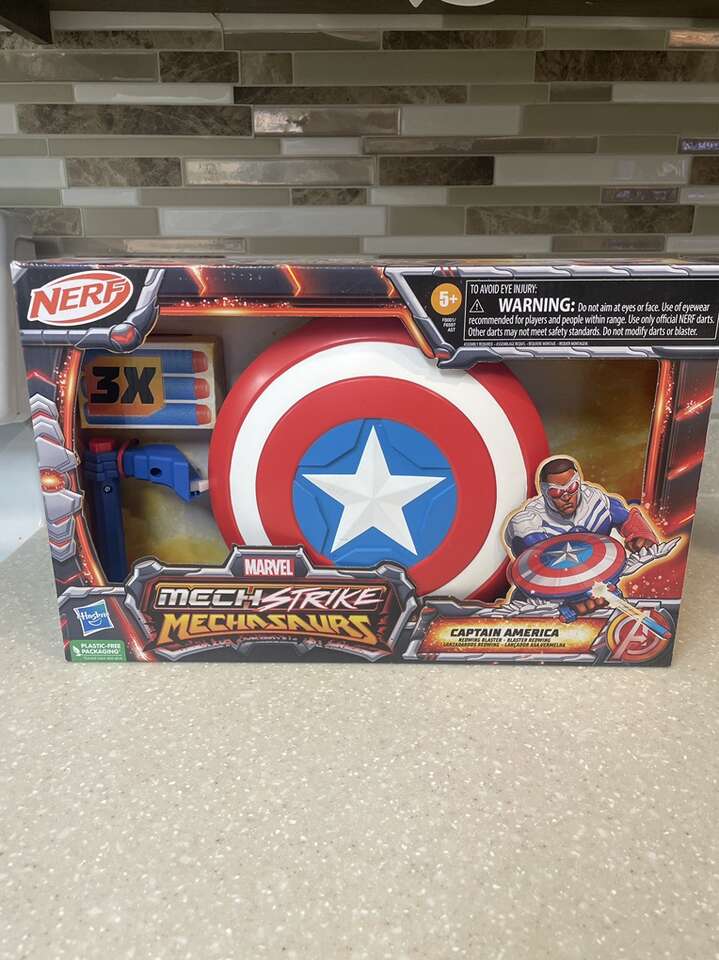 Captain America Redwing Blaster with Sheild
