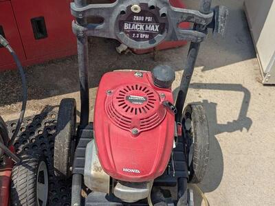 Honda 2600 pressure washer