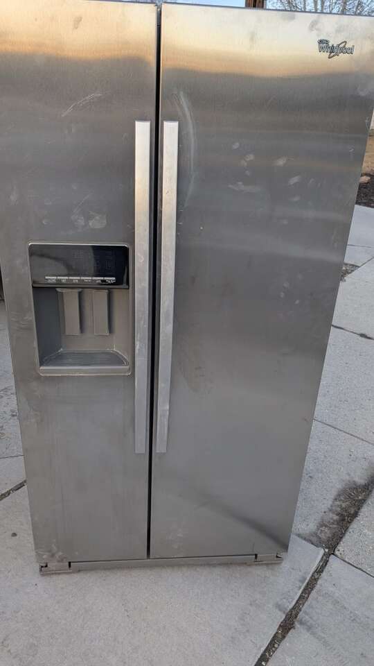 Whirlpool fridge freezer fully functional