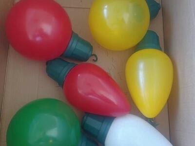 Big Christmas light up bulbs