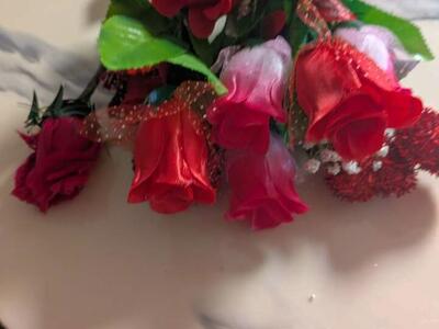 Bushel of fake roses