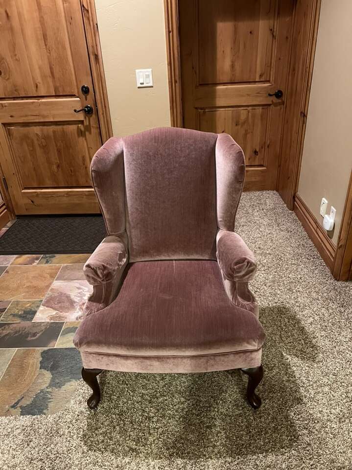 Flexsteel Georgian Wingback Chair