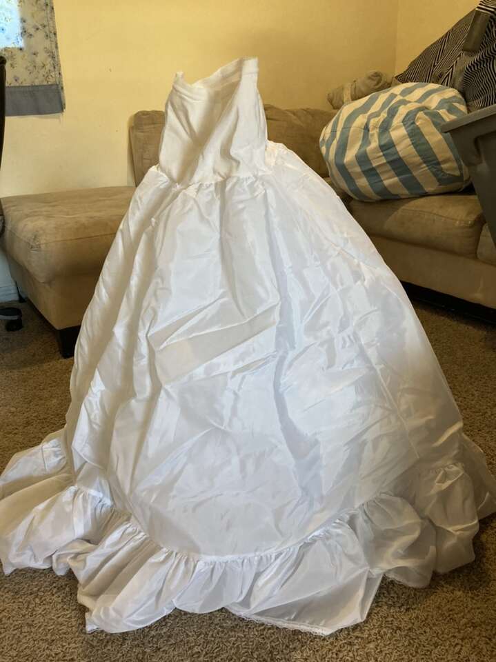 Poofy Underskirt for Formal Dress