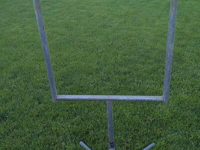 Target stands or sign stands